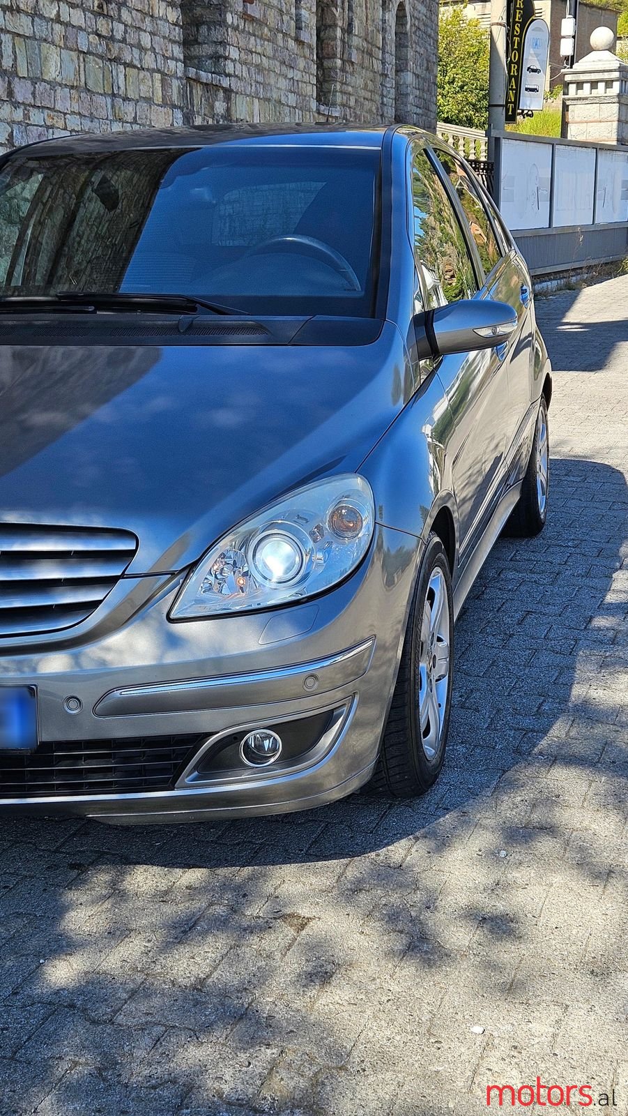 2006' Mercedes-Benz B 200 photo #1