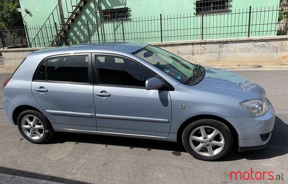 2005' Toyota Corolla photo #1