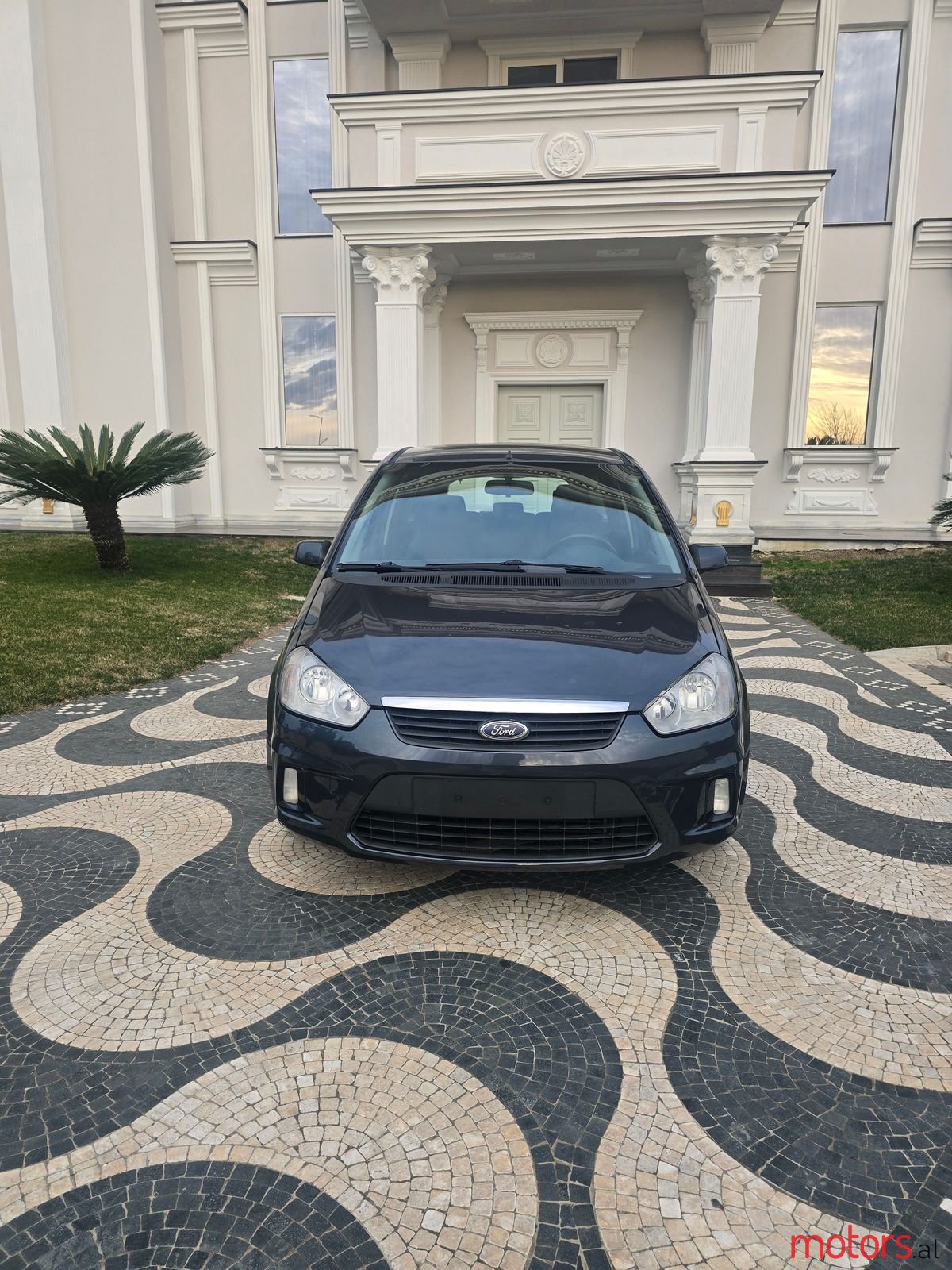 2009' Ford C-MAX photo #1