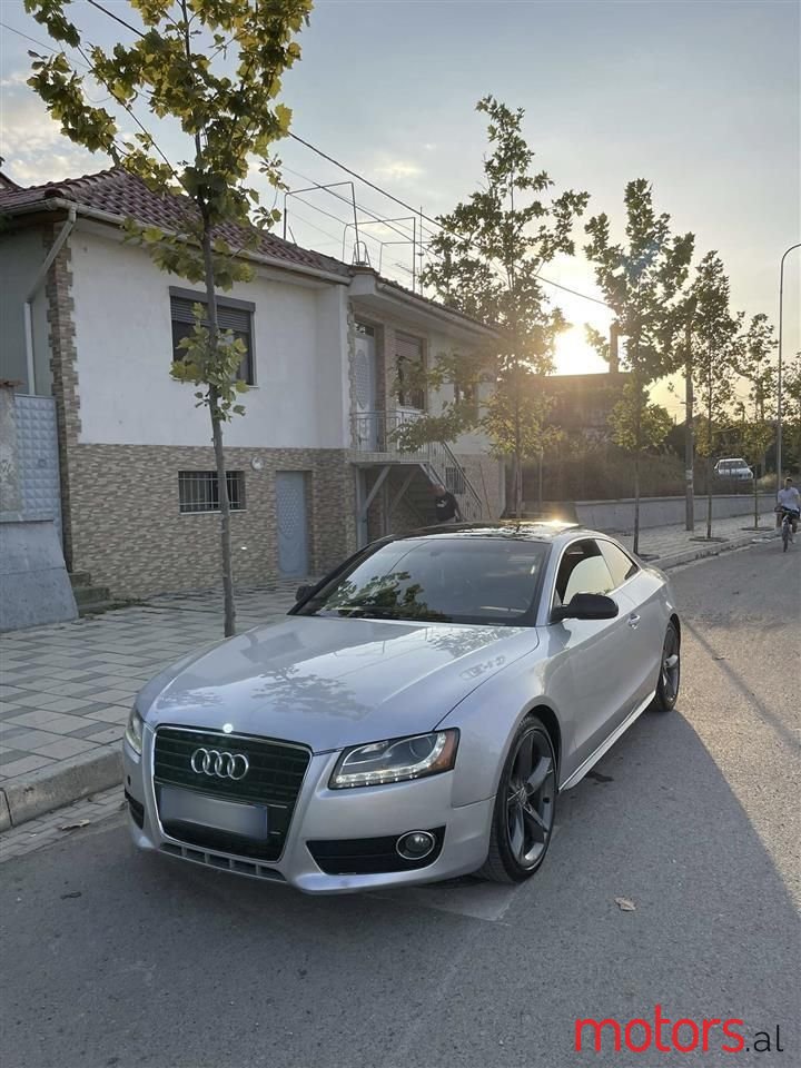 2010' Audi A5 photo #1