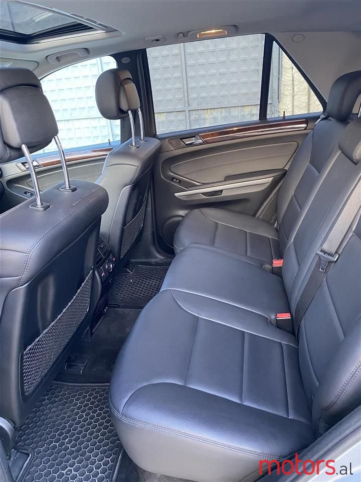 2010' Mercedes-Benz ML 350 photo #4