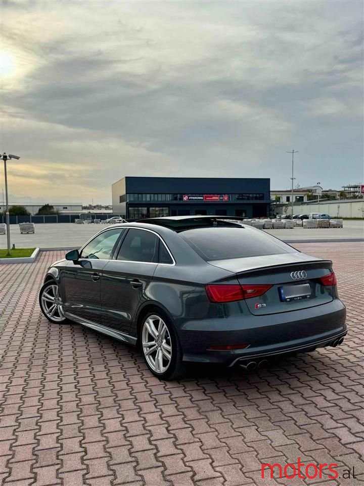 2015' Audi A3 photo #2