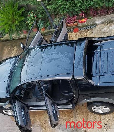 2006' Mitsubishi L200 photo #2