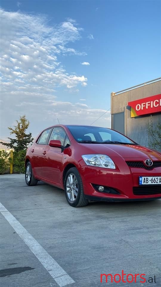 2009' Toyota Auris photo #5