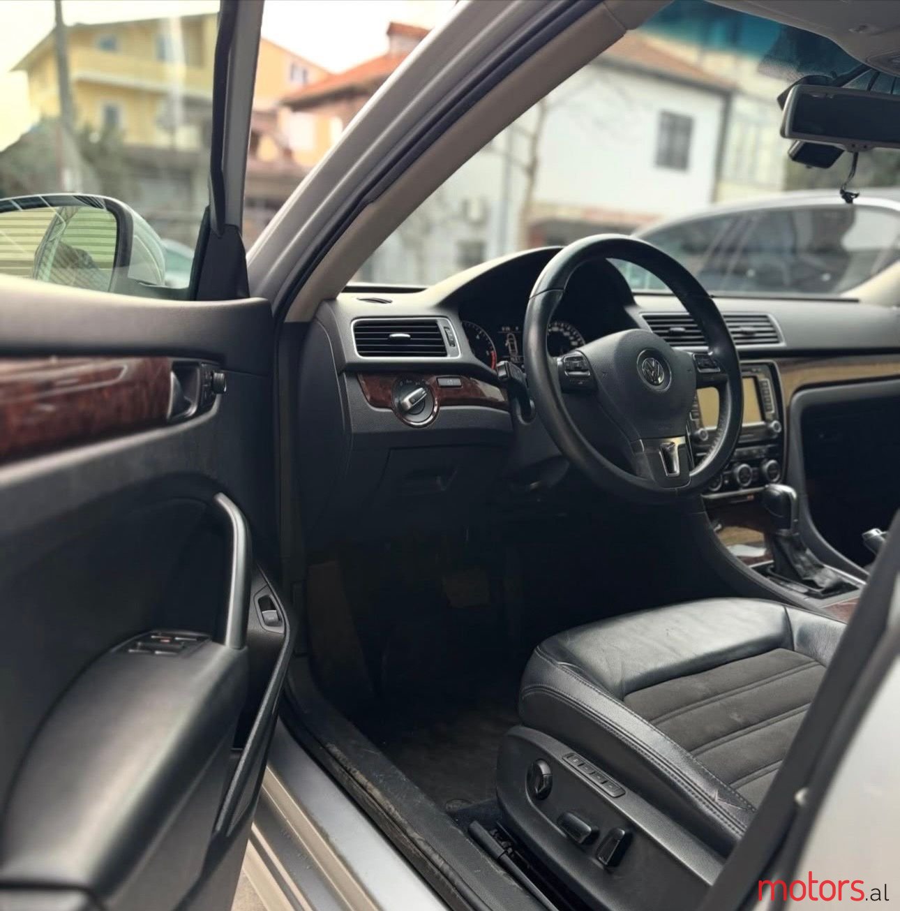 2014' Volkswagen Passat photo #5