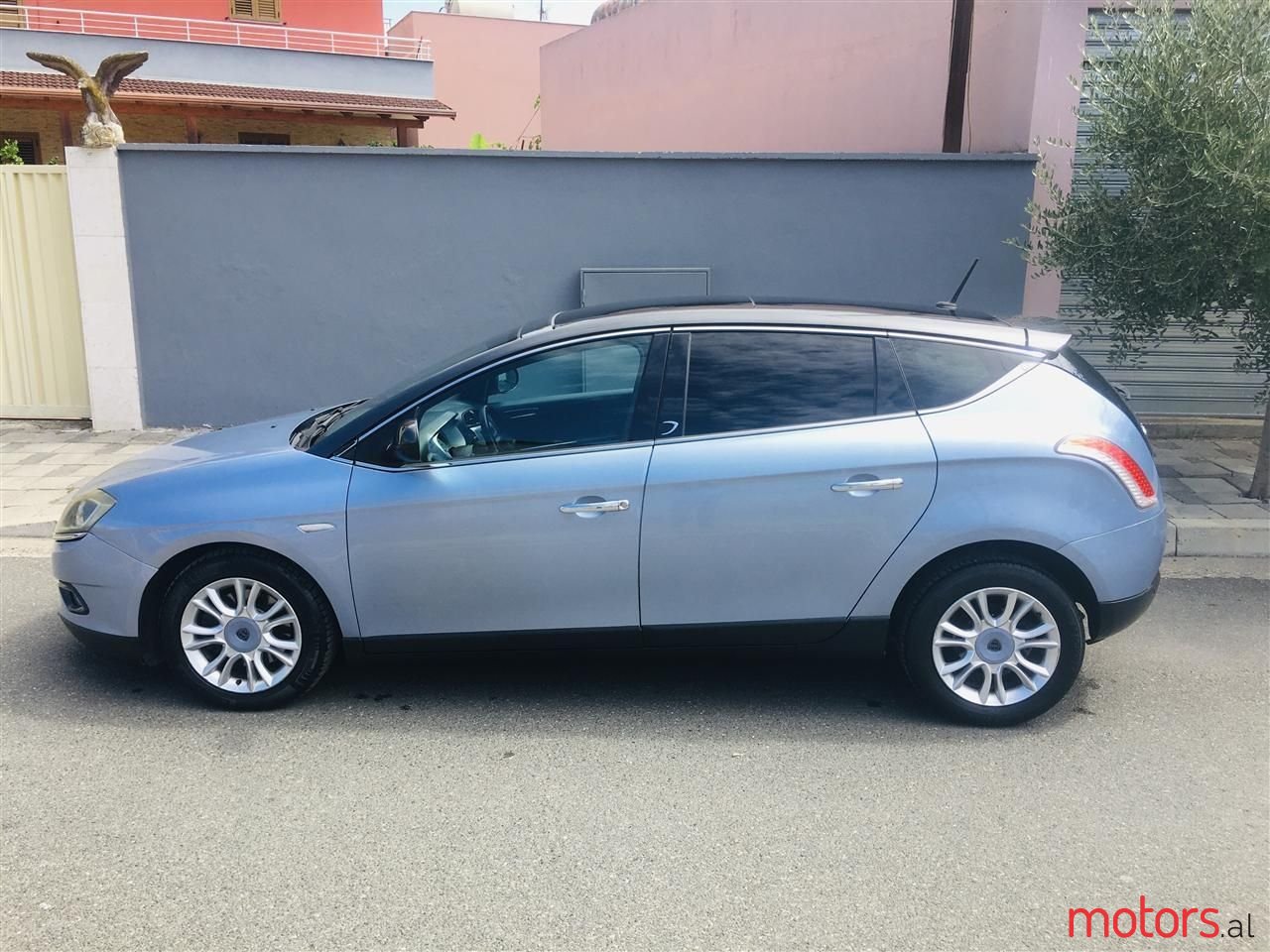 2008' Lancia Delta photo #3