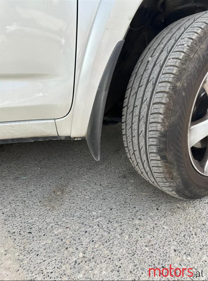 2007' Toyota RAV4 photo #5