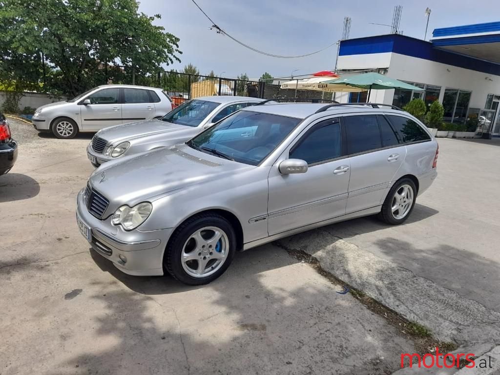 2001' Mercedes-Benz C 200 photo #2