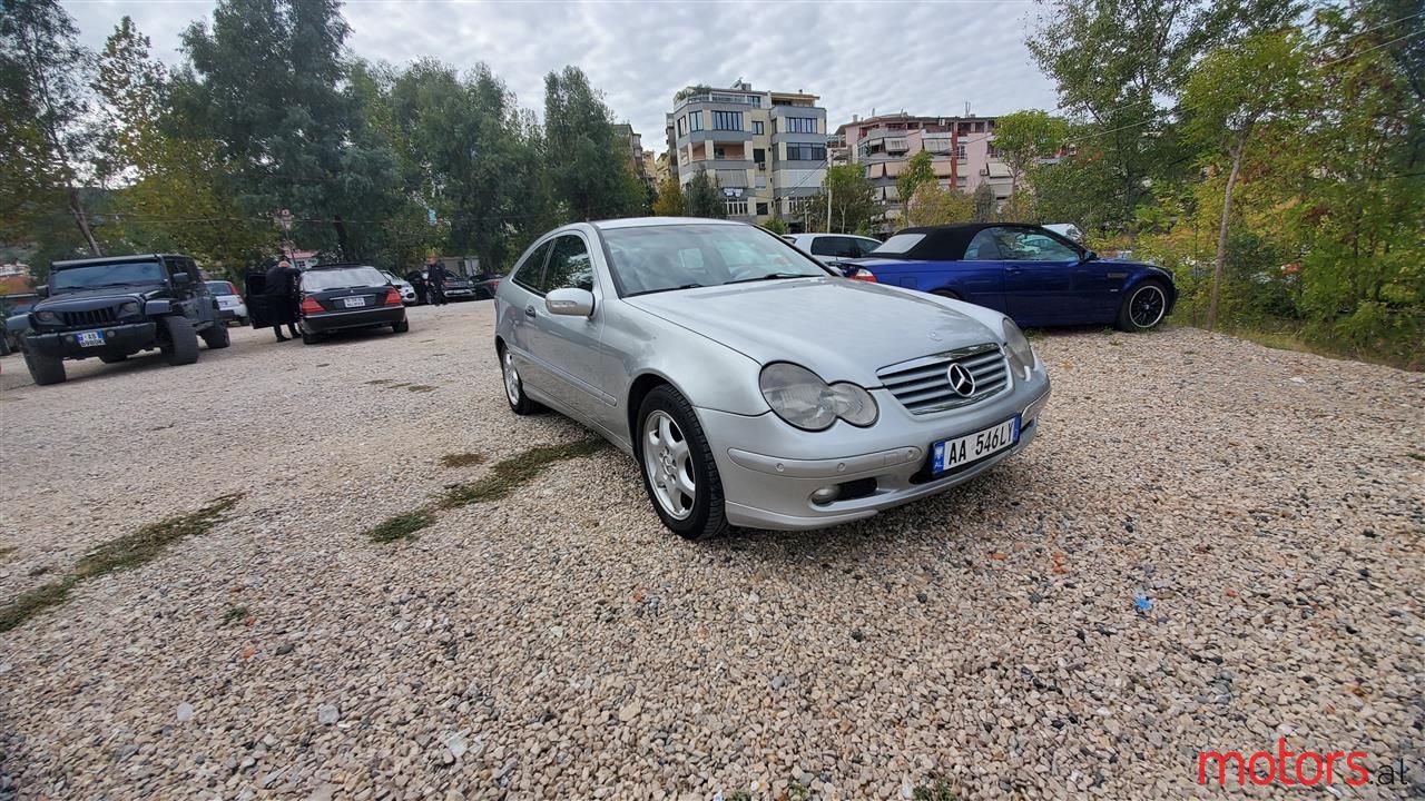 2002' Mercedes-Benz C 200 photo #2