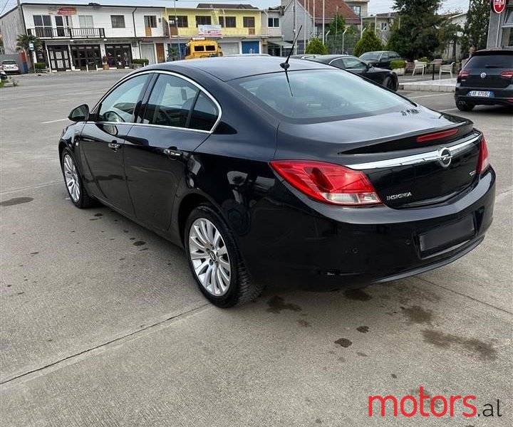 2010' Opel Insignia photo #3