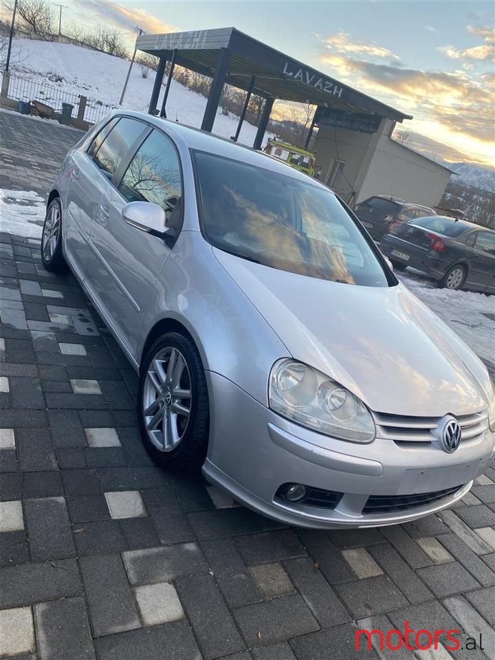 2006' Volkswagen Golf photo #1