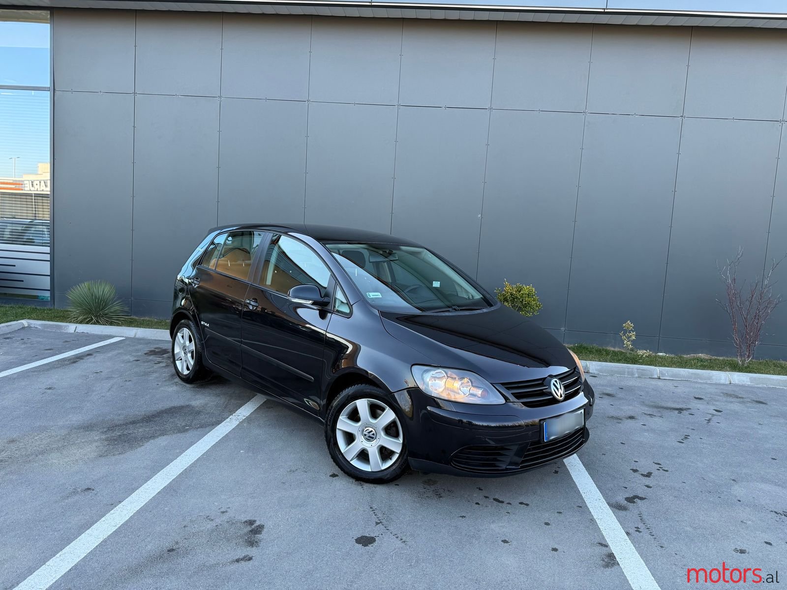 2007' Volkswagen Golf Plus photo #1