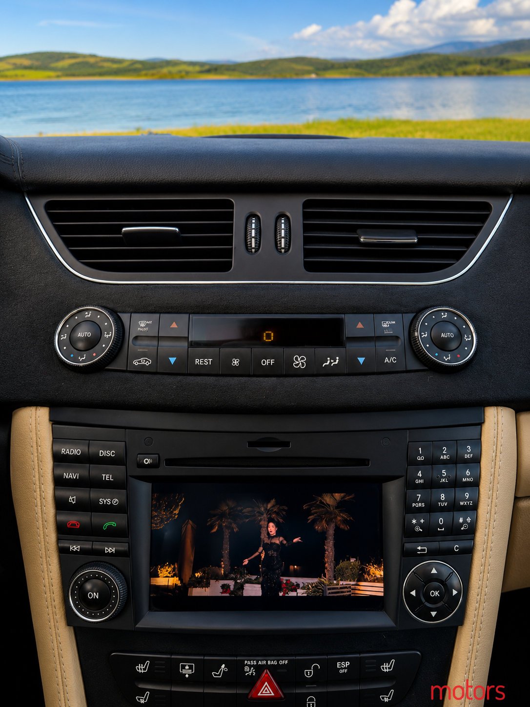 2008' Mercedes-Benz CLS 320 Facelift photo #7