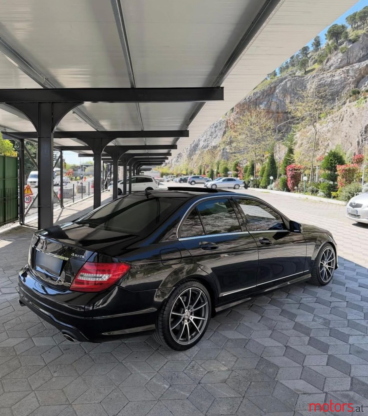 2013' Mercedes-Benz C 300 photo #5