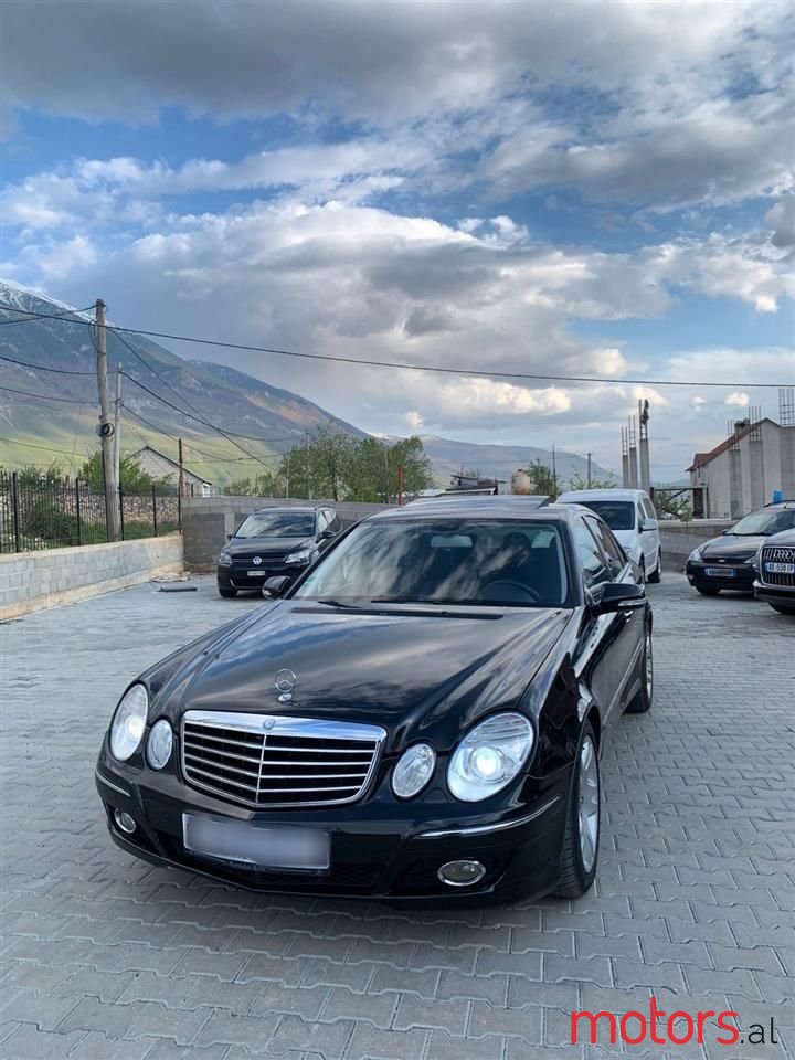 2008' Mercedes-Benz E 280 photo #1