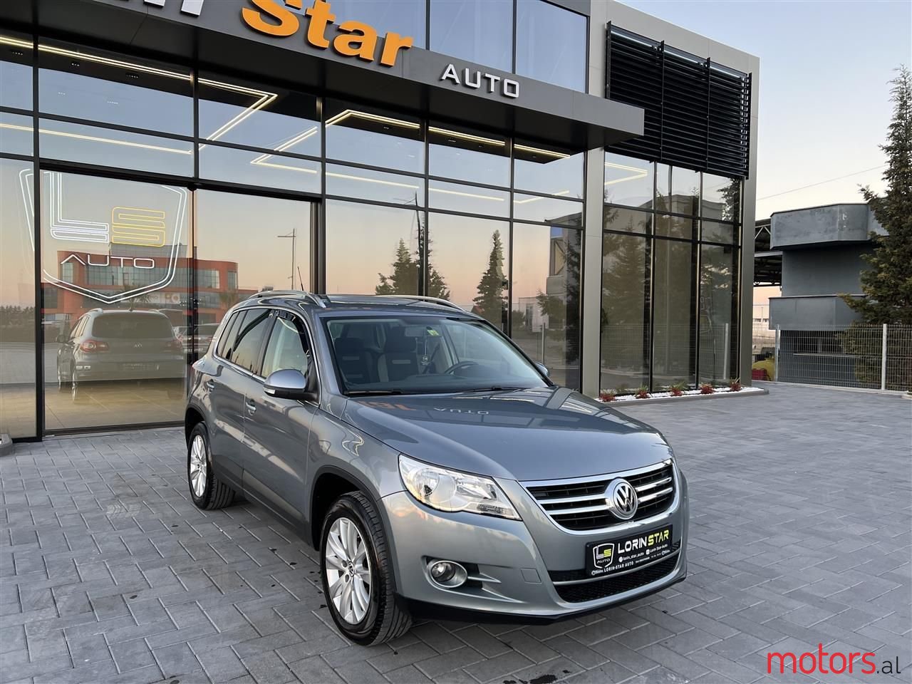 2008' Volkswagen Tiguan photo #2