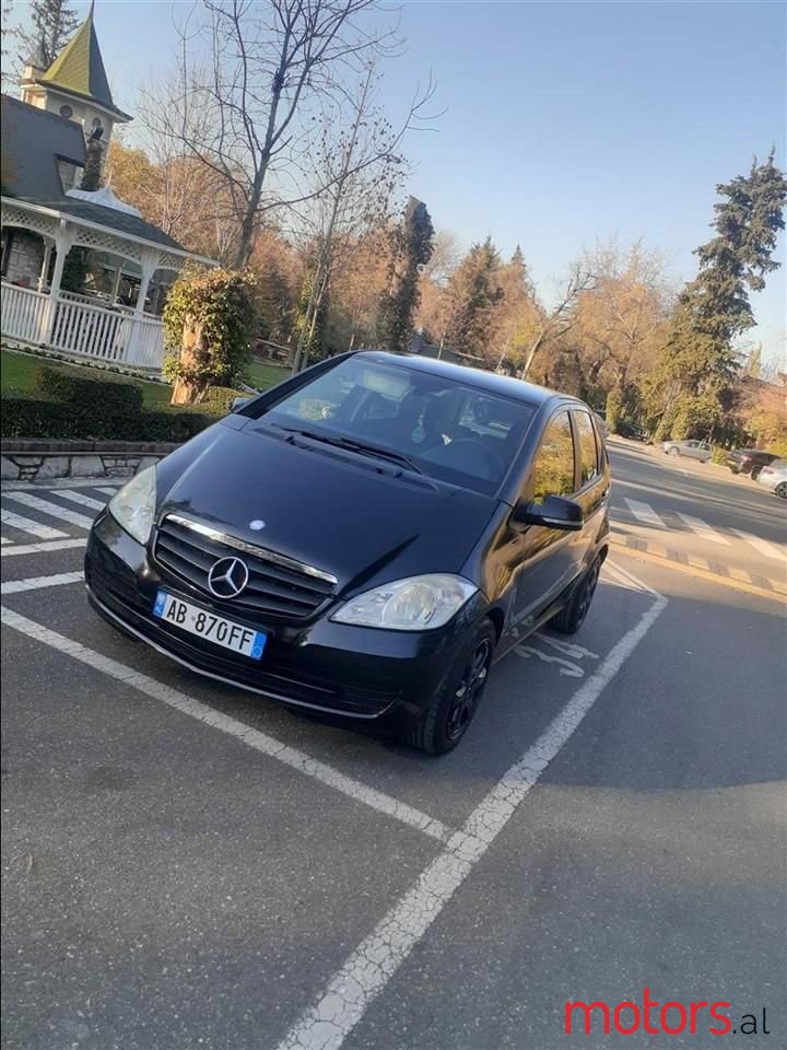 2010' Mercedes-Benz A 180 photo #1