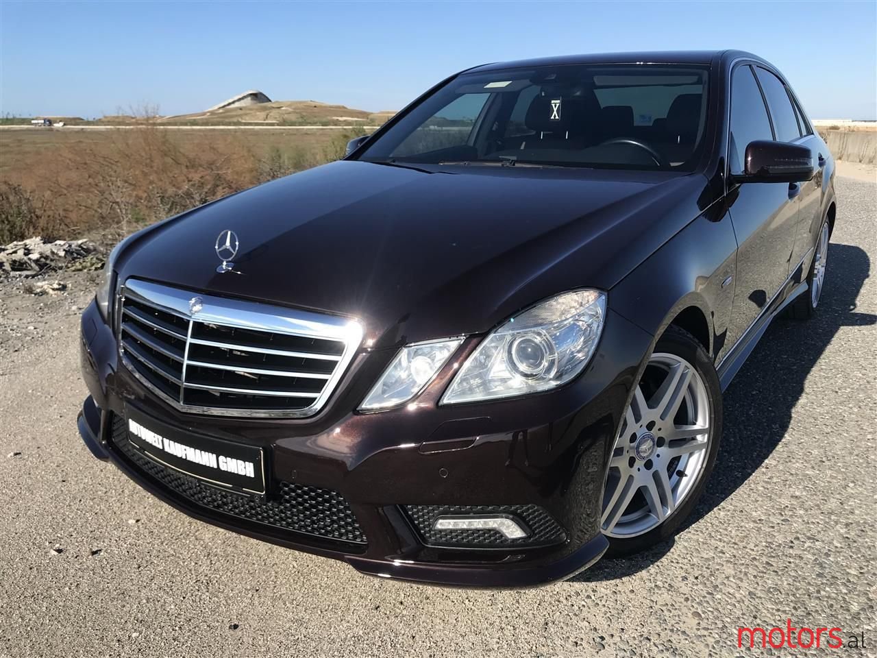 2010' Mercedes-Benz E 350 photo #6