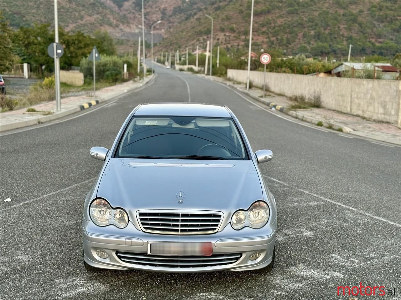 2005' Mercedes-Benz C 220 photo #1