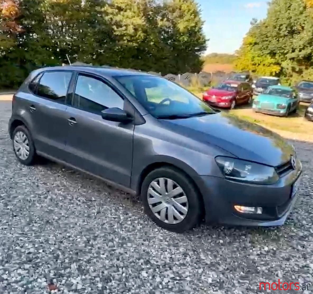 2012' Volkswagen Polo photo #3