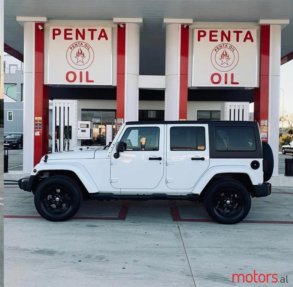 2013' Jeep Wrangler photo #1