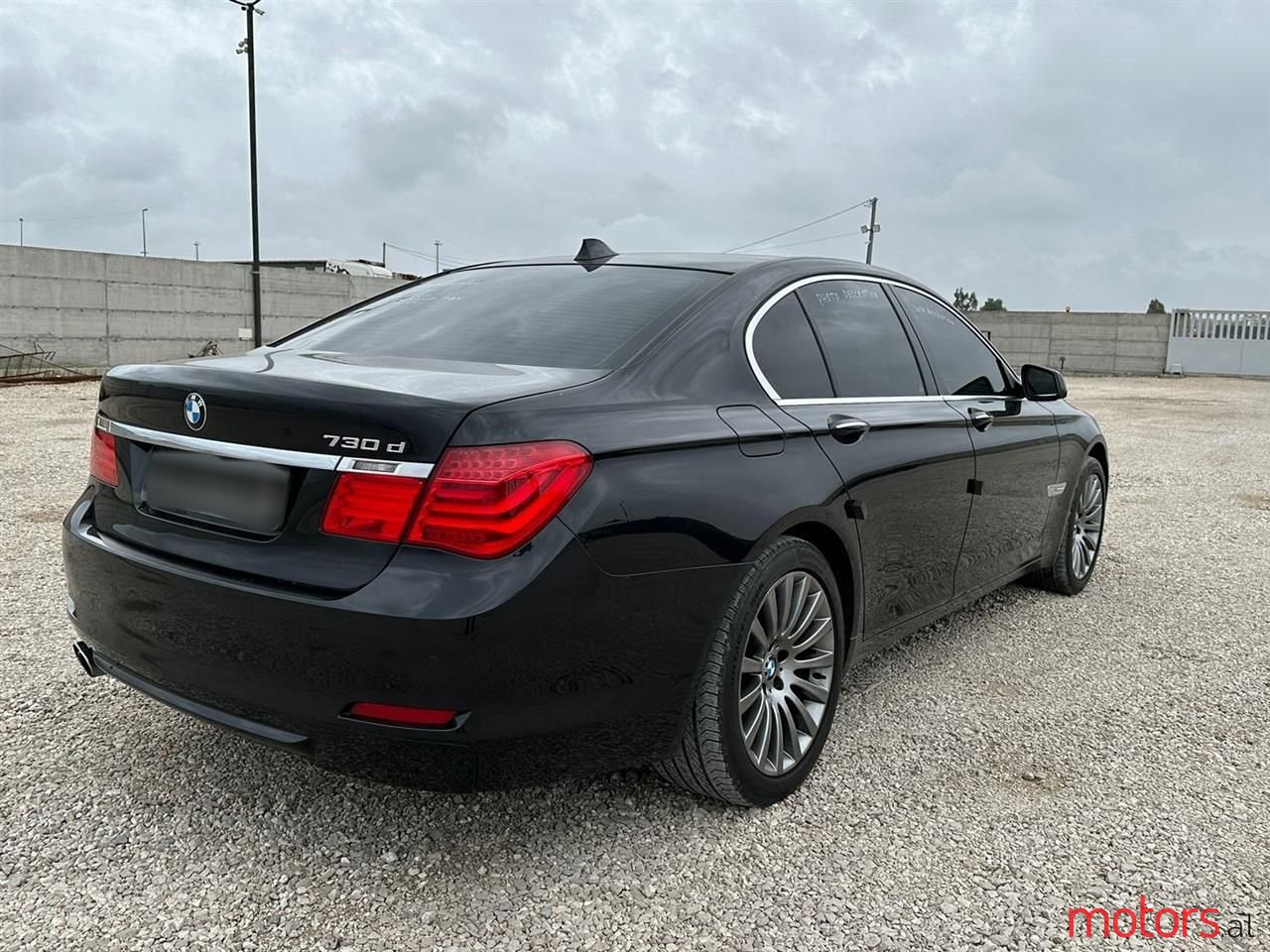 2012' BMW 730 photo #3