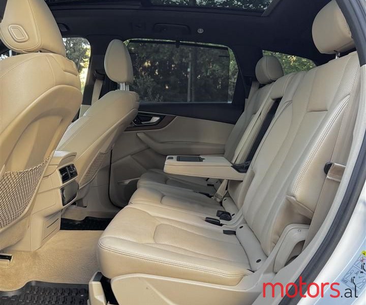 2017' Audi Q7 photo #3