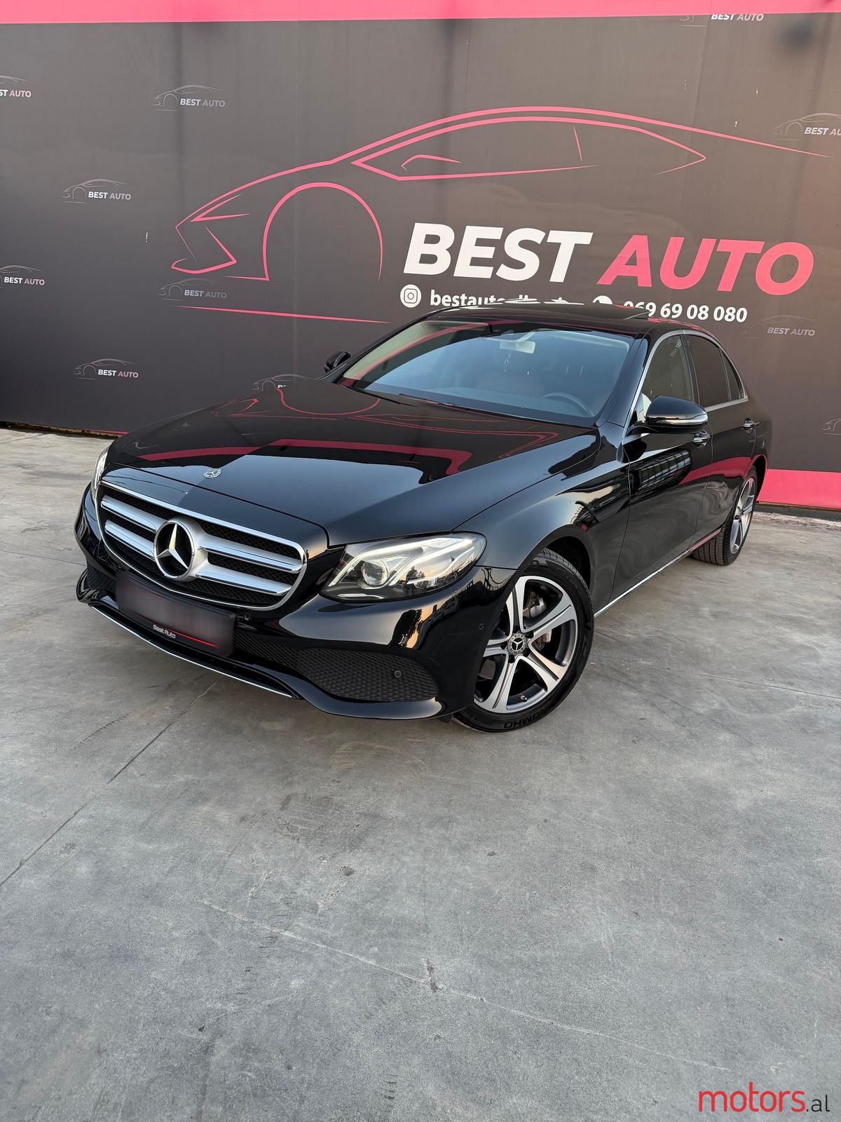 2019' Mercedes-Benz E 220 photo #2