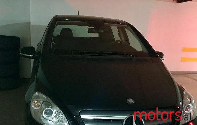 2011' Mercedes-Benz B-Class photo #1