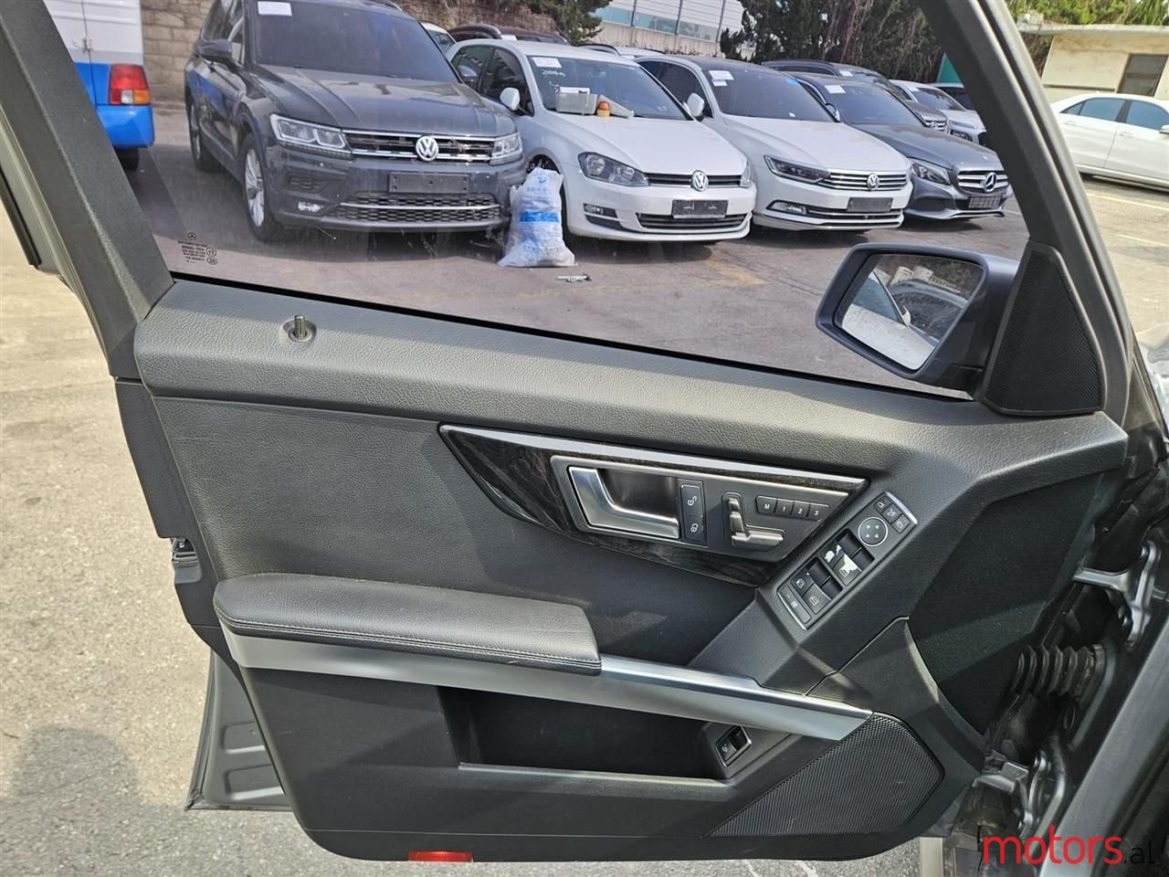 2013' Mercedes-Benz CLK 220 photo #3