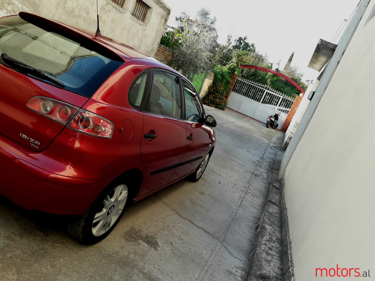 2002' SEAT Ibiza Seat ibiza 1.4 Nafte 3 Pistona photo #5