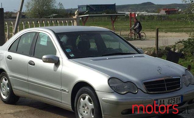 2001' Mercedes-Benz C-Class photo #1