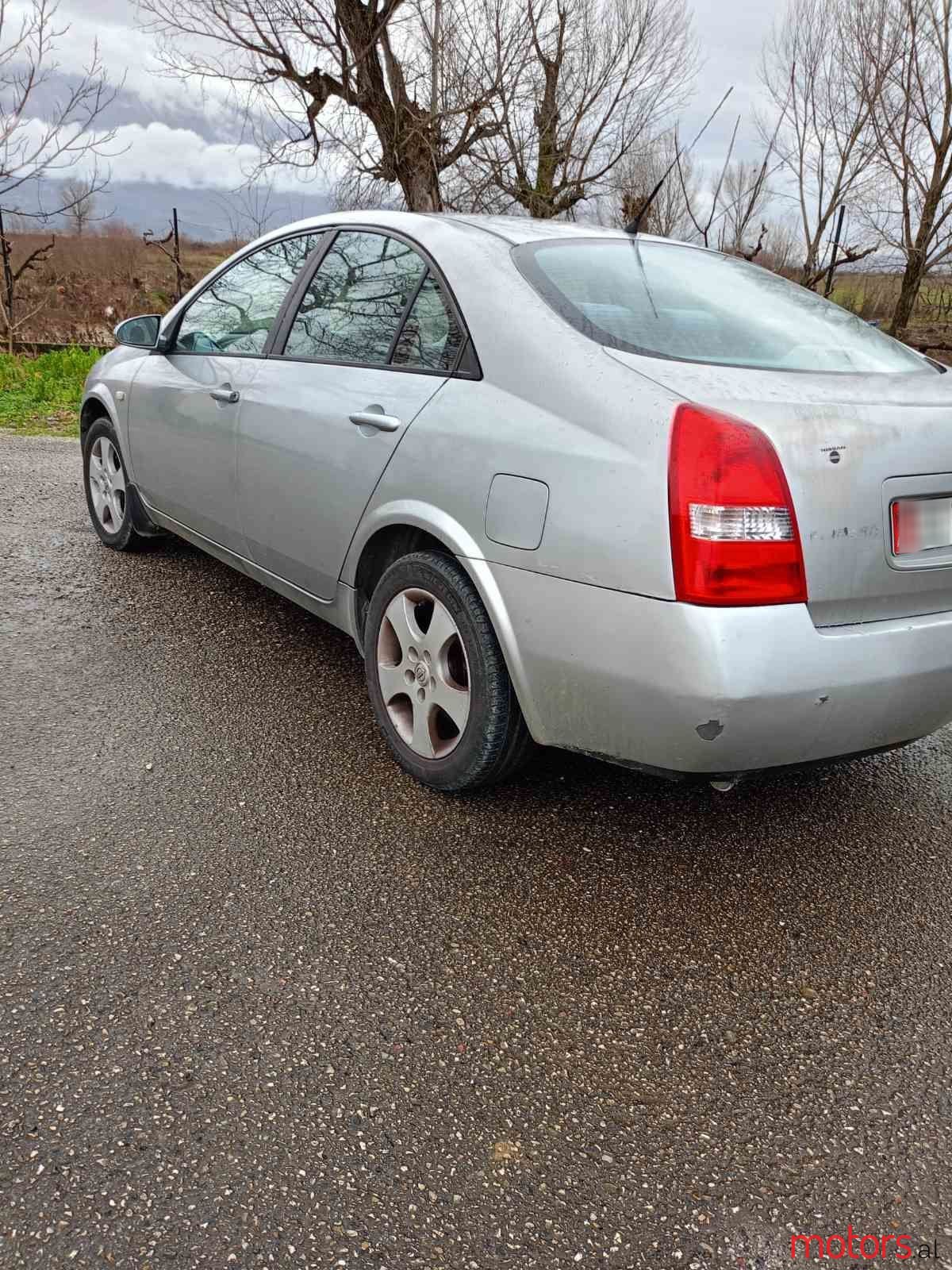 2002' Nissan Primera photo #2