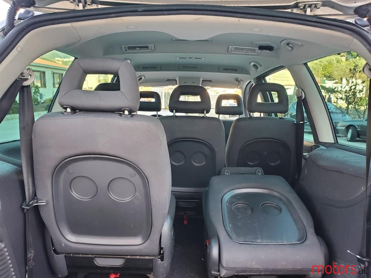 2010' Volkswagen Sharan photo #6