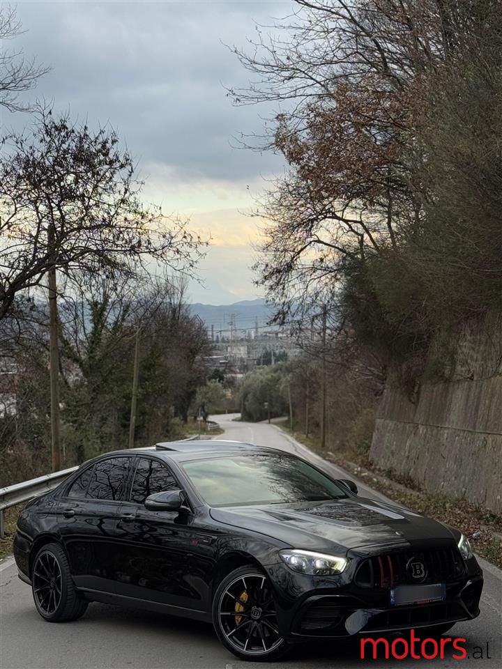 2017' Mercedes-Benz E 220 photo #3