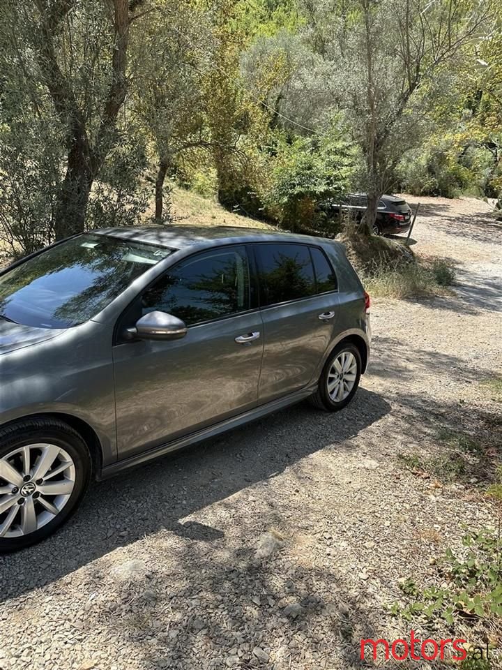 2013' Volkswagen Golf photo #1