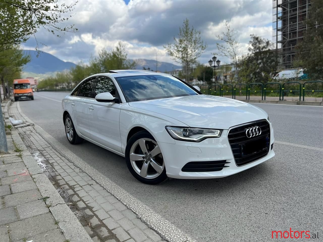 2013' Audi A6 photo #1