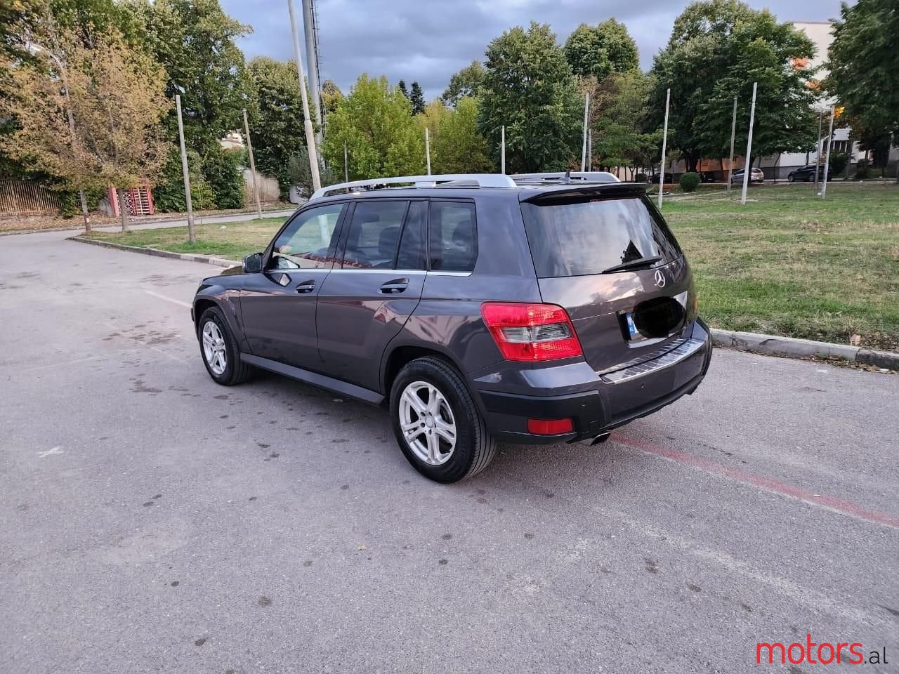 2009' Mercedes-Benz GLK 220 photo #2