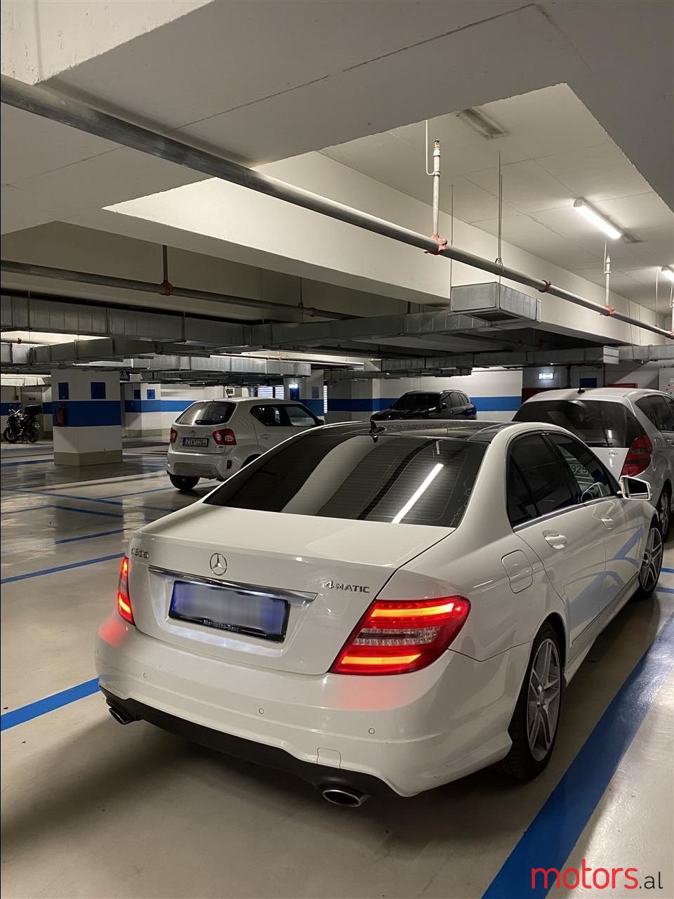 2012' Mercedes-Benz C 300 photo #1