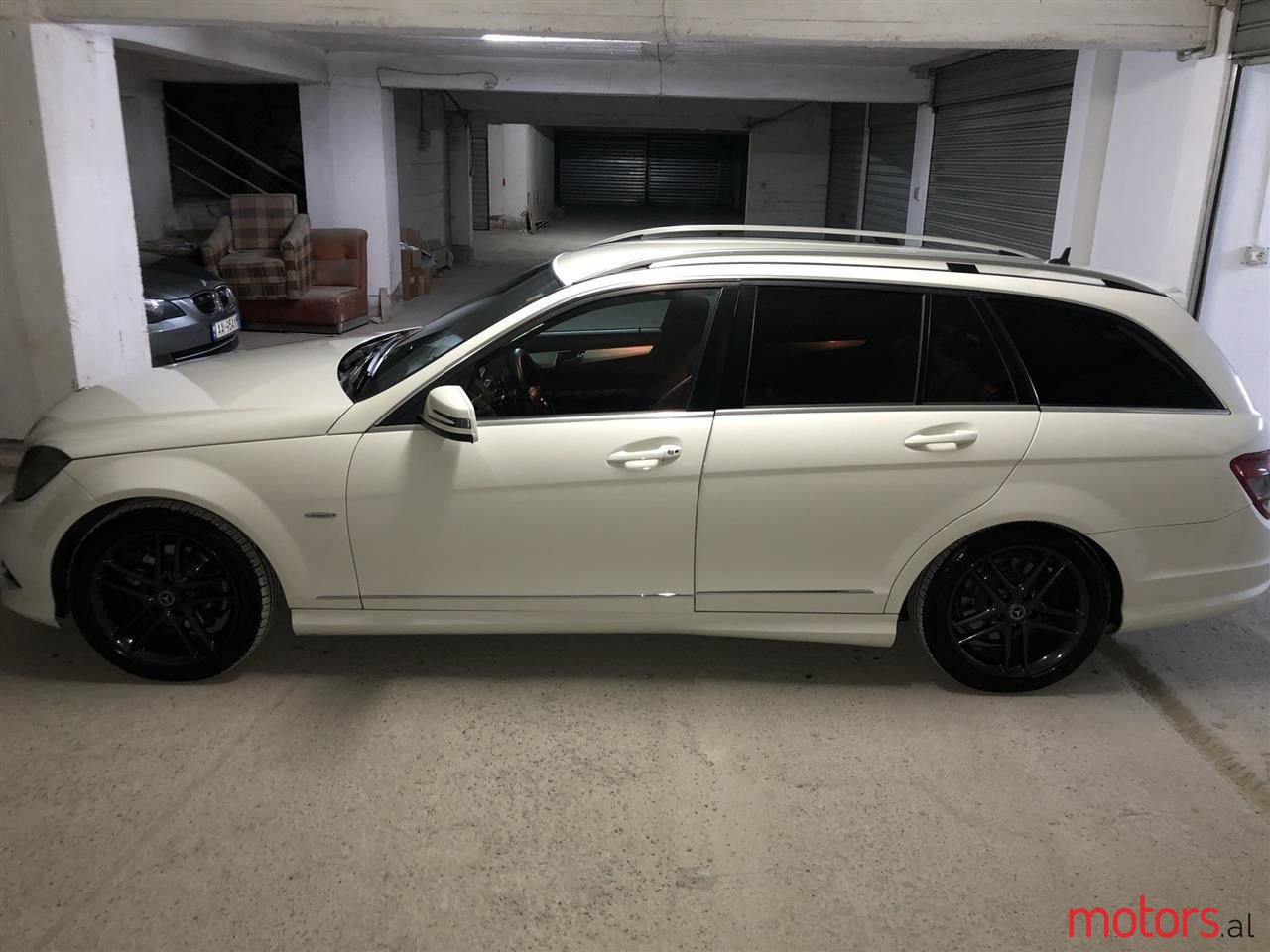 2009' Mercedes-Benz C 220 photo #3