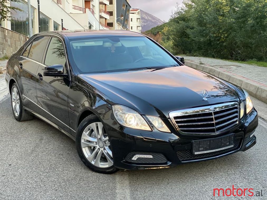 2010' Mercedes-Benz E 250 photo #1