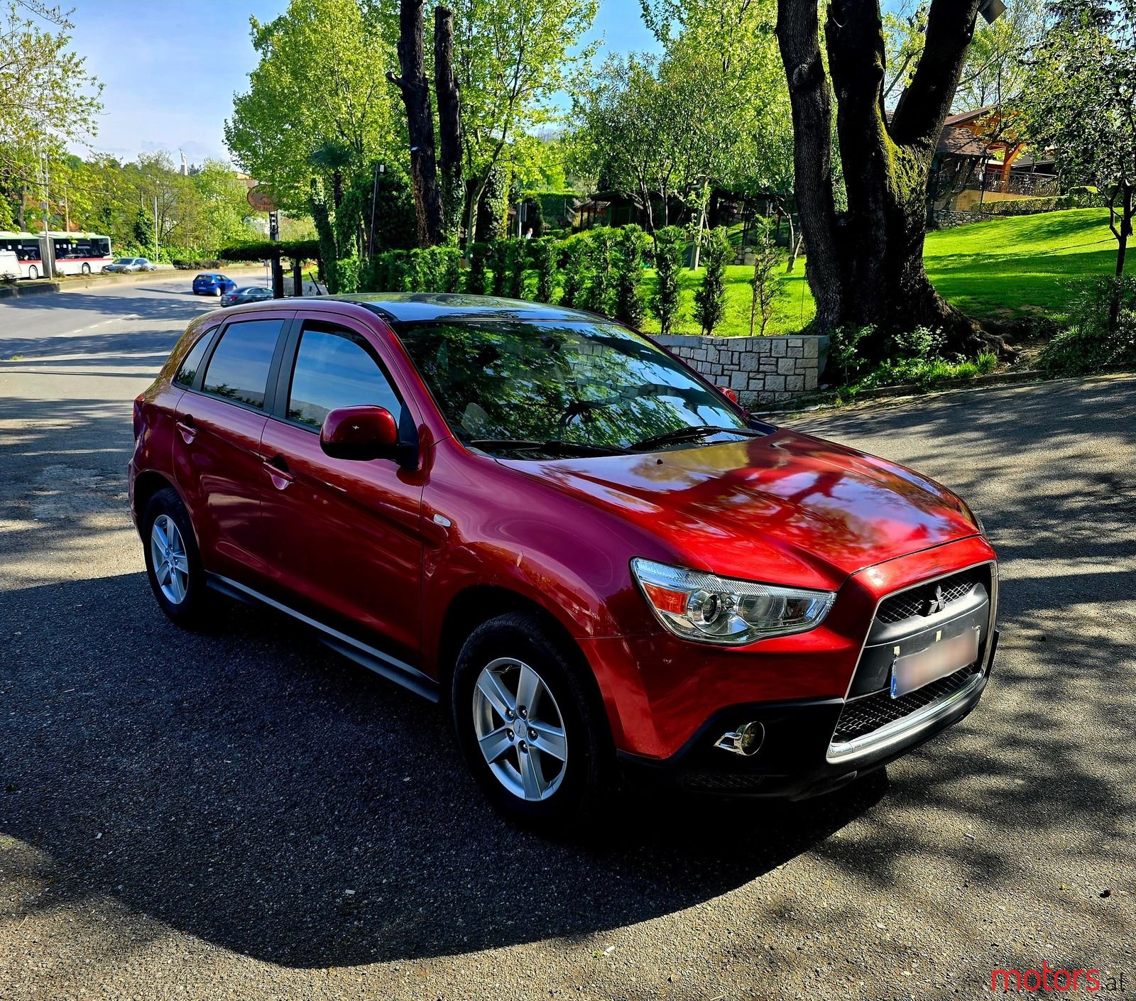 2012' Mitsubishi ASX photo #1
