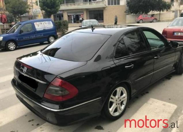 2008' Mercedes-Benz E-Class photo #1