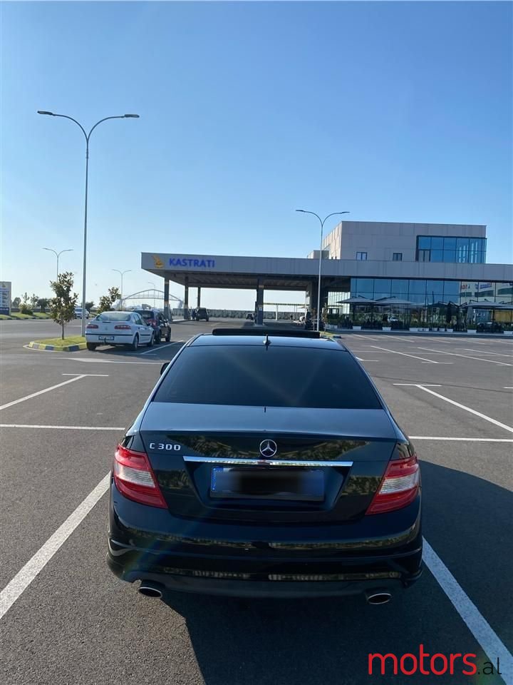 2009' Mercedes-Benz C 300 photo #5