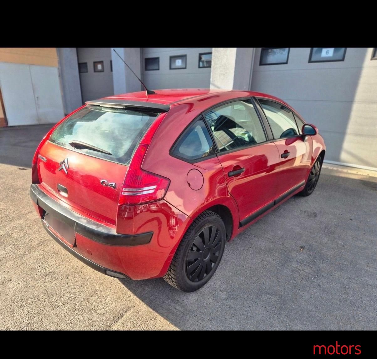 2008' Citroen C4 photo #4