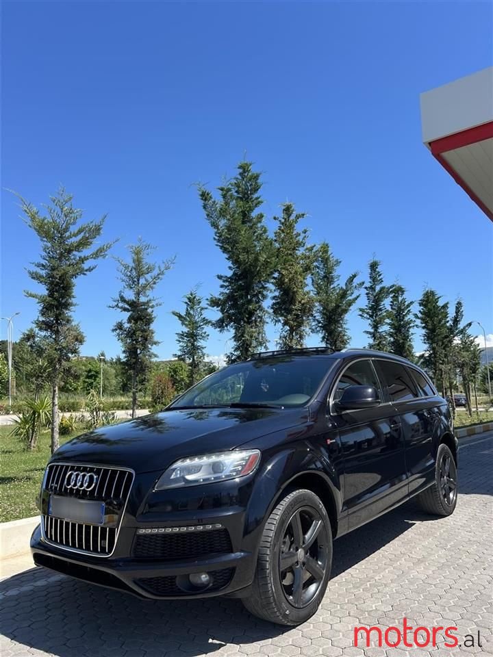 2012' Audi Q7 photo #1