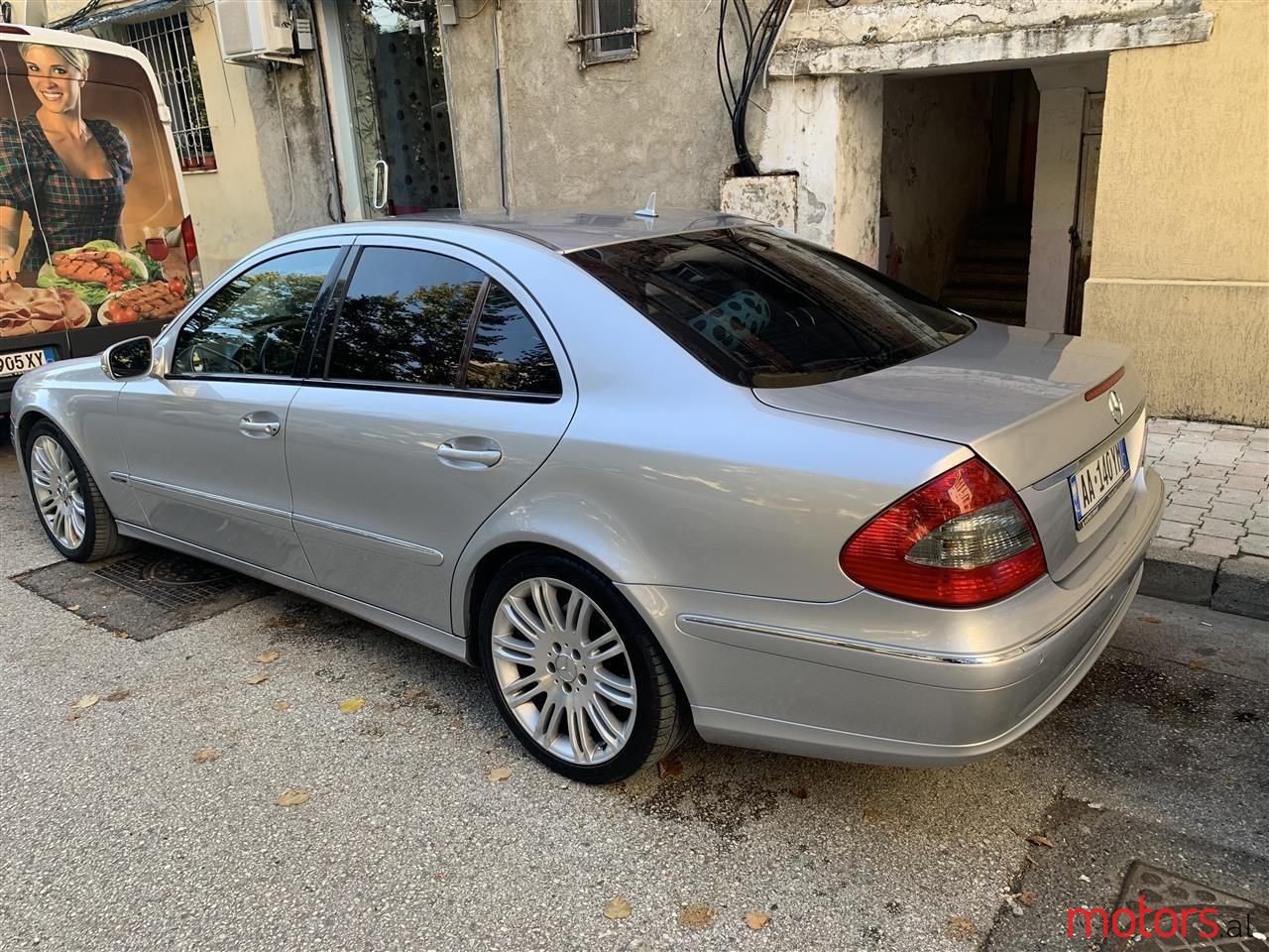 2008' Mercedes-Benz E 280 photo #2