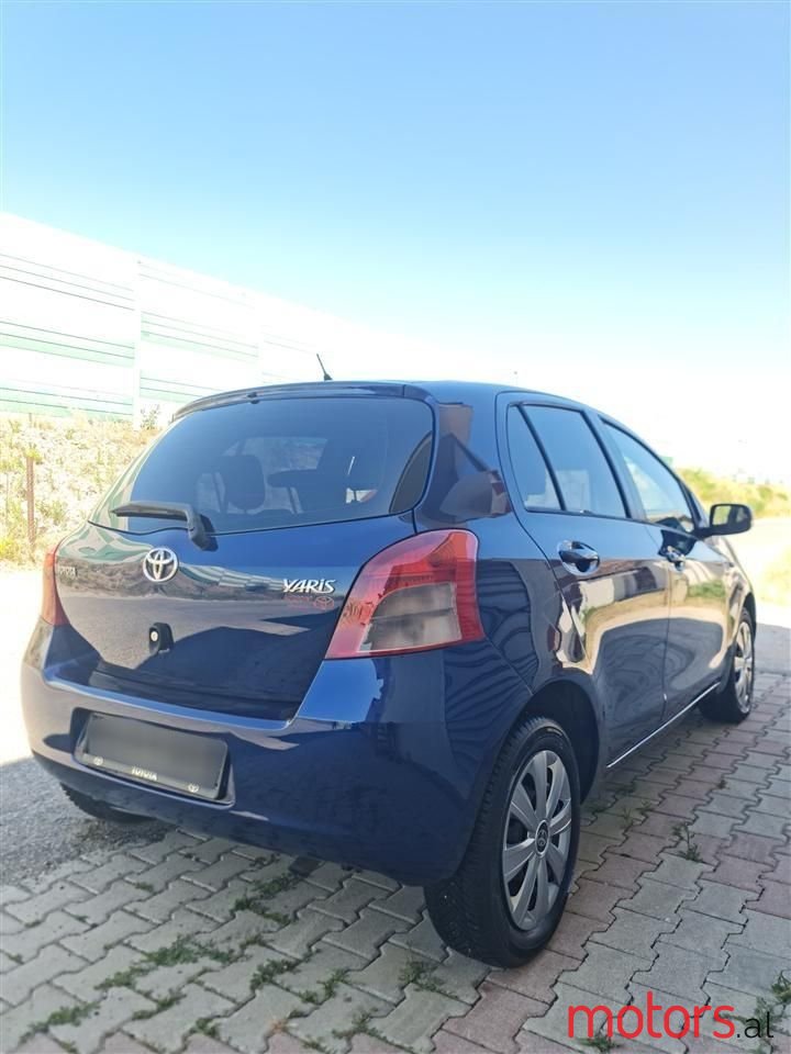 2006' Toyota Yaris photo #1