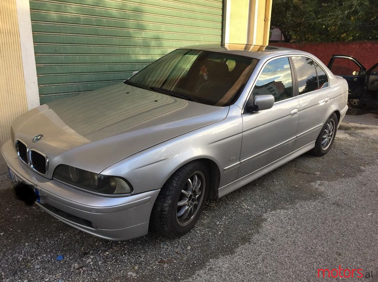 2002' BMW 525 photo #1