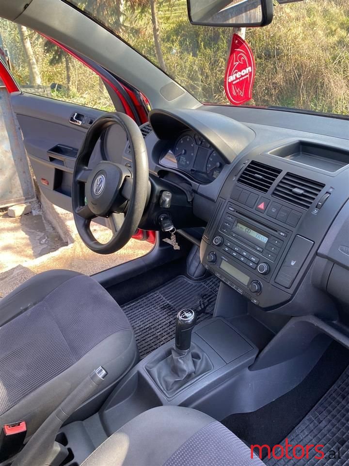 2006' Volkswagen Polo photo #4